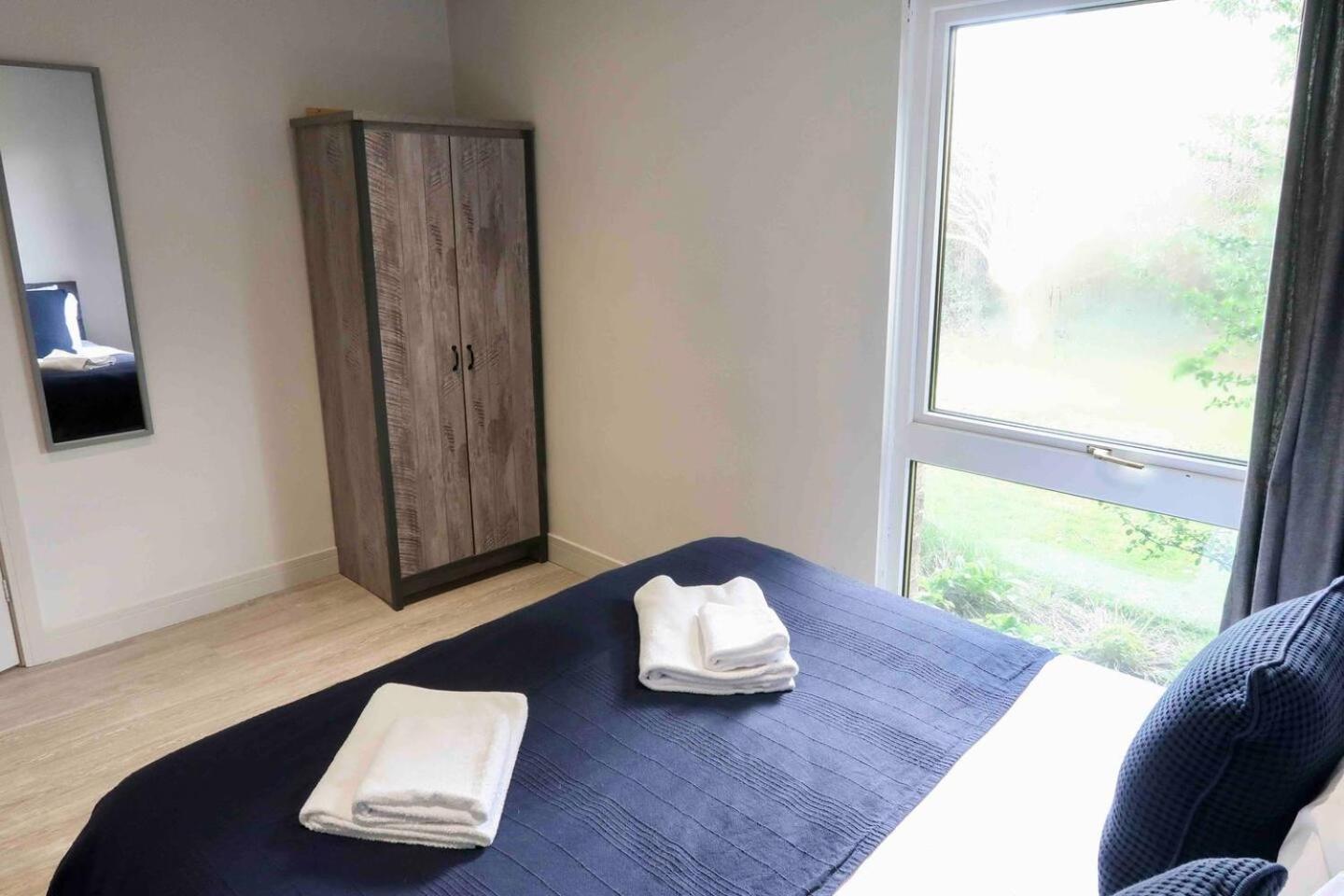 3 Bedroom Bungalow Close To Peak District With Garden 谢菲尔德 外观 照片