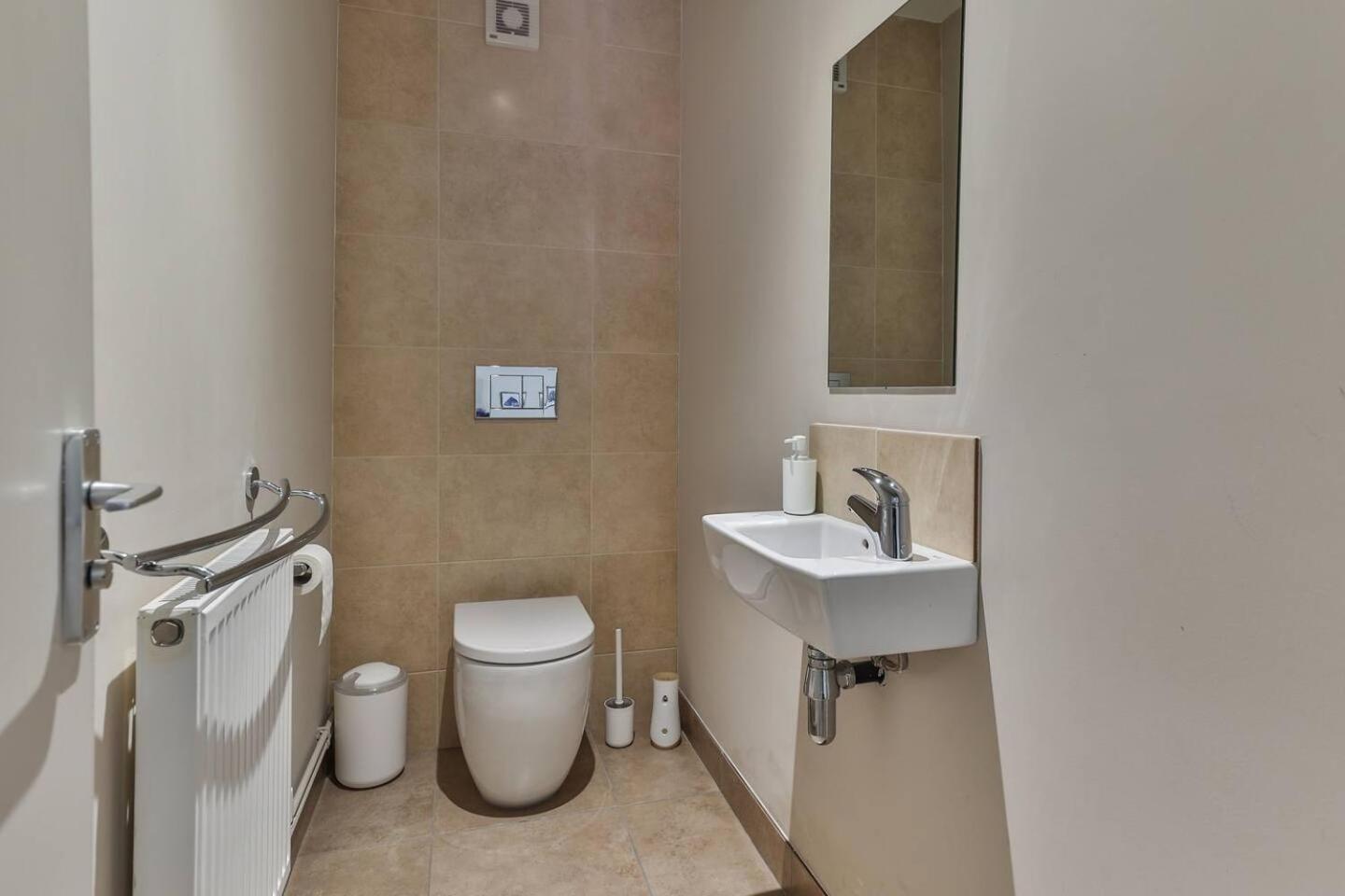 3 Bedroom Bungalow Close To Peak District With Garden 谢菲尔德 外观 照片