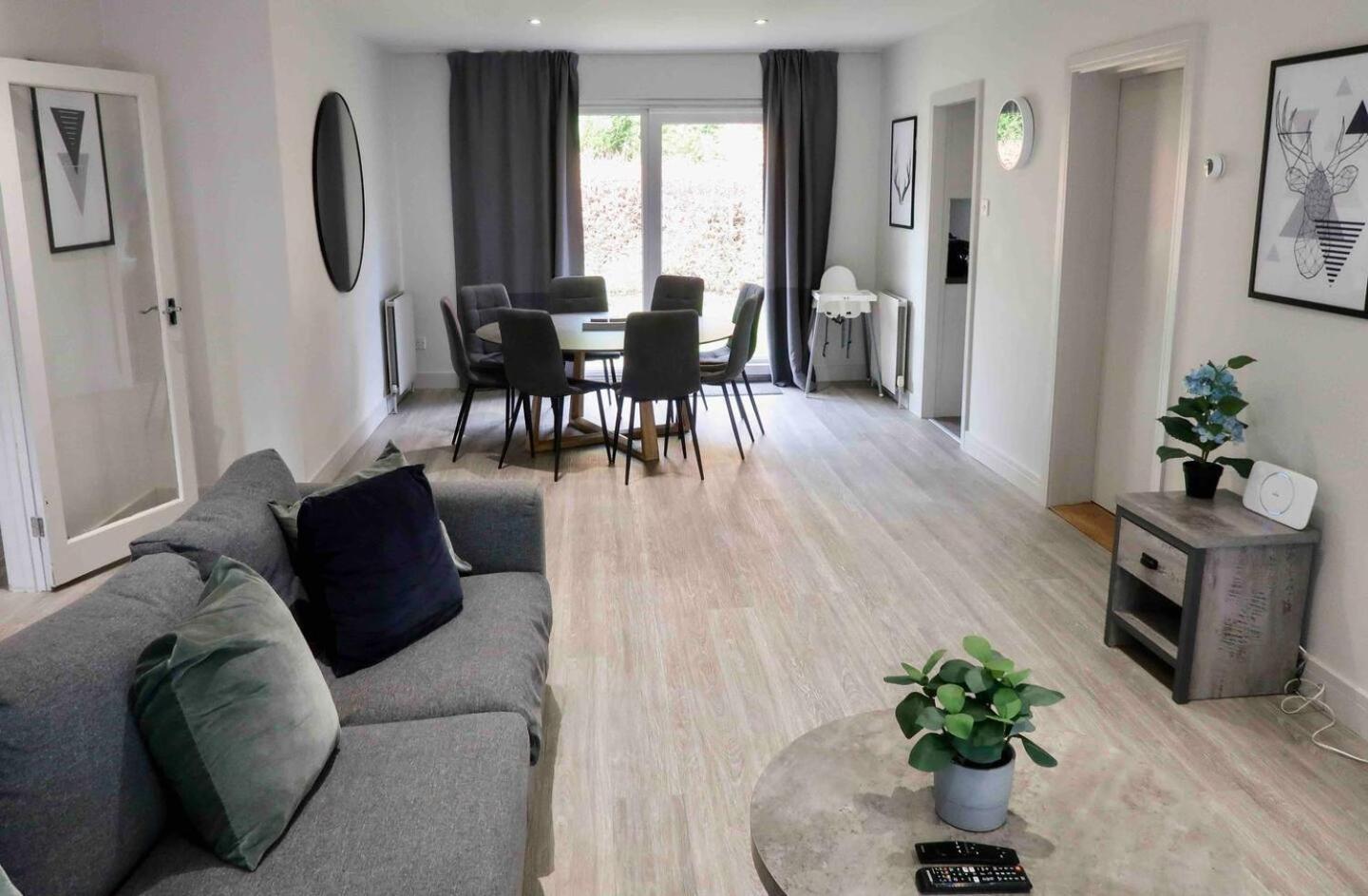 3 Bedroom Bungalow Close To Peak District With Garden 谢菲尔德 外观 照片